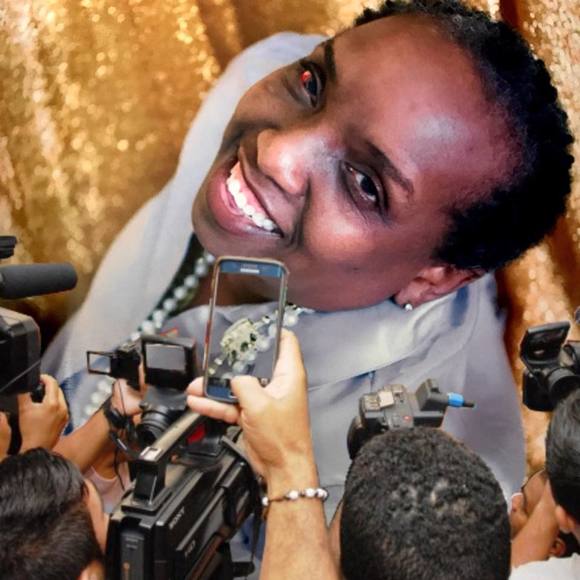 Meet your Posher, Rhonda - Picture 1 of 1